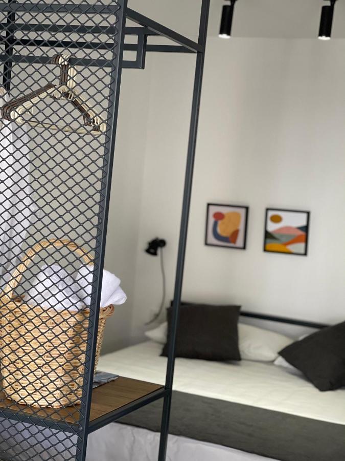 Vela Apartament 2 Sarande Bagian luar foto