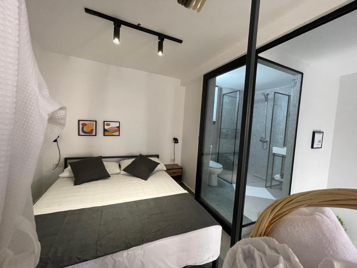 Vela Apartament 2 Sarande Bagian luar foto