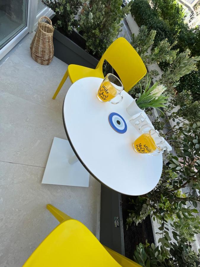 Vela Apartament 2 Sarande Bagian luar foto